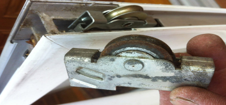 screen door roller repair in Twentynine Palms